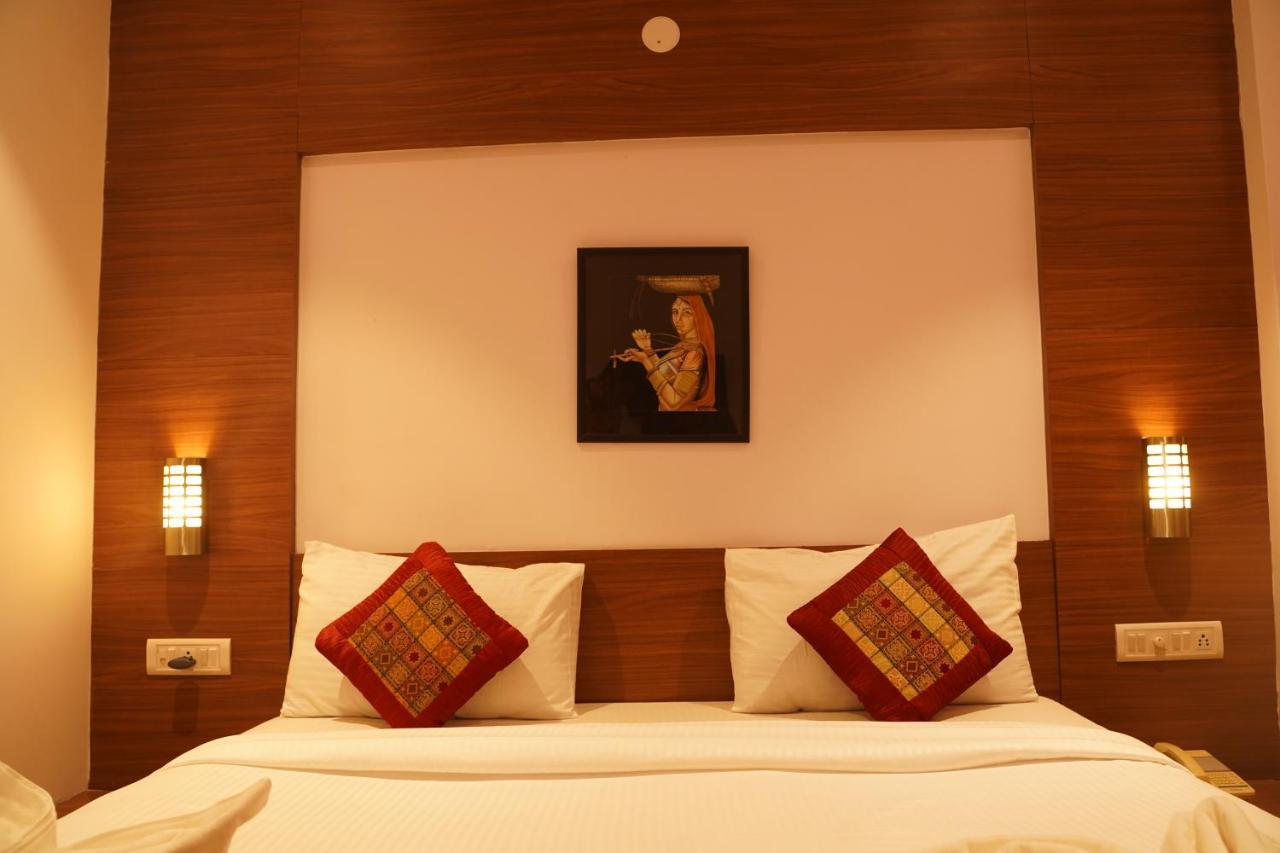 Hotel Gorbandh Udajpur Zewnętrze zdjęcie