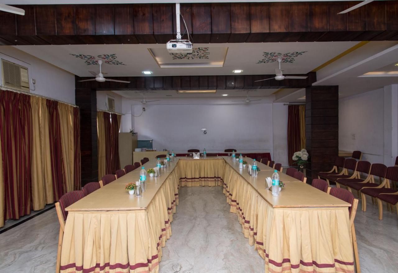 Hotel Gorbandh Udajpur Zewnętrze zdjęcie
